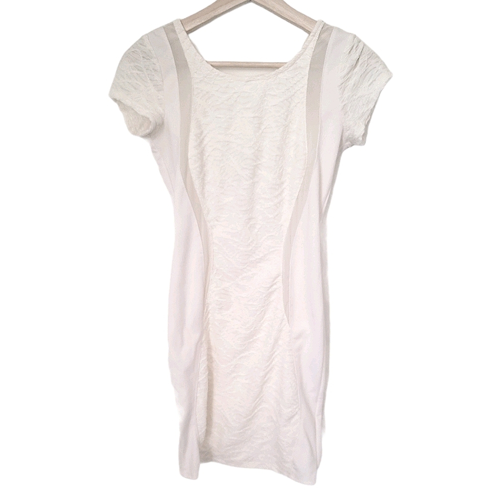 3/$15 Tobi White Low Back Short Sleeve Bodycon Dress